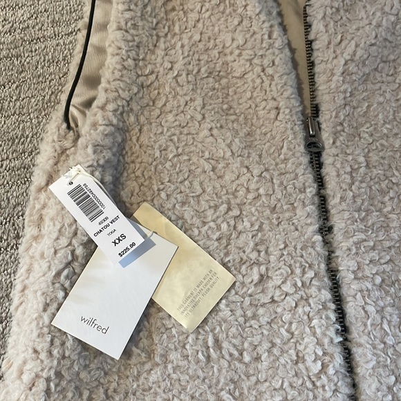 Sherpa Vest - Picture 2 of 4